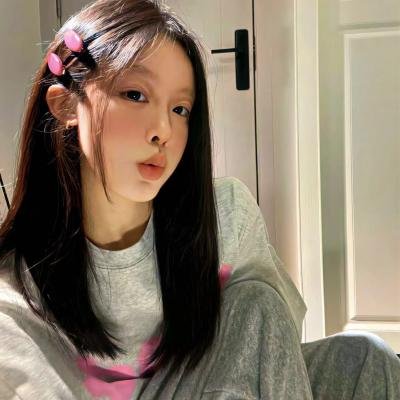 俏探女娇娃